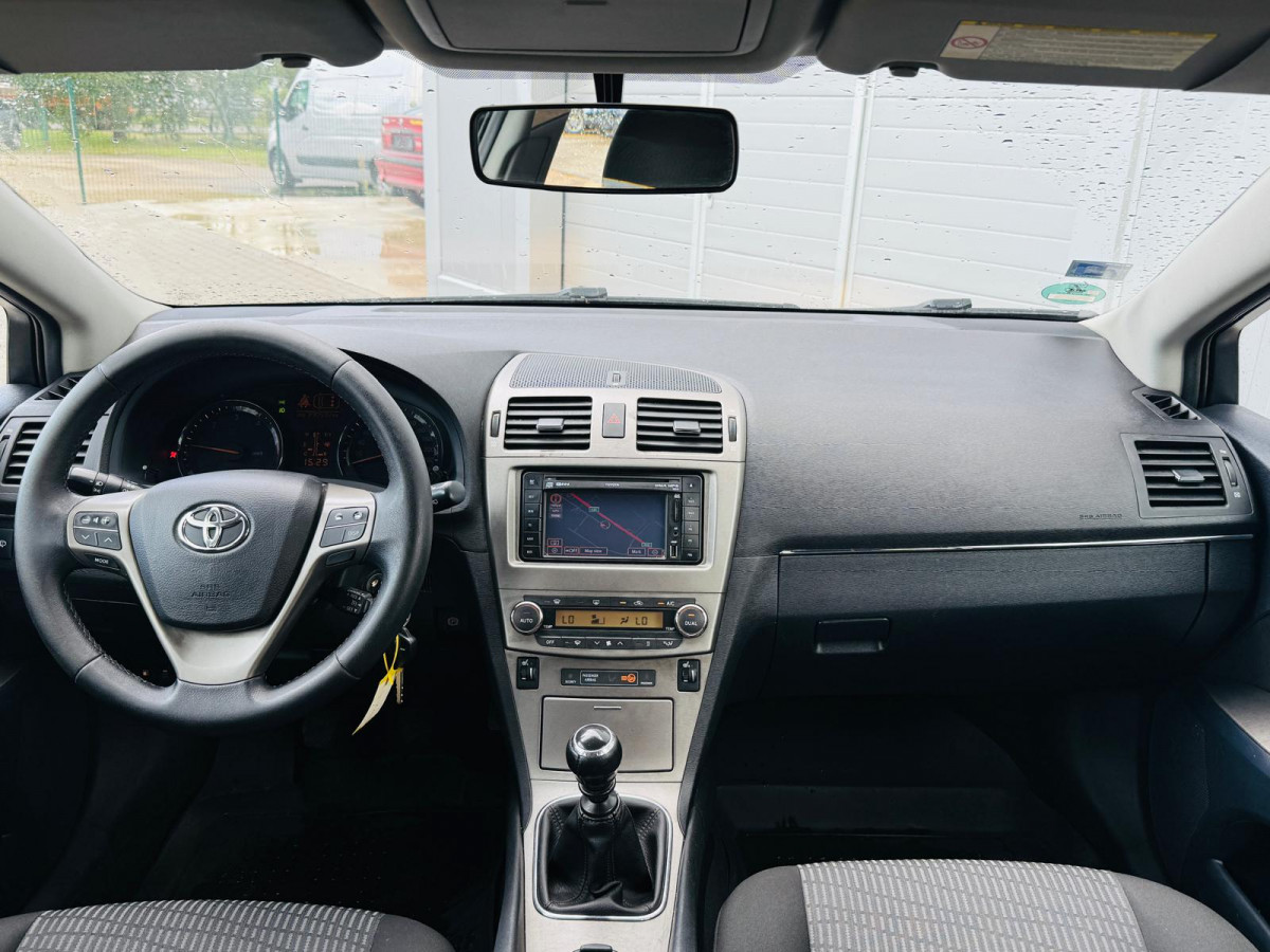 Toyota Avensis 2.0 dīzelis