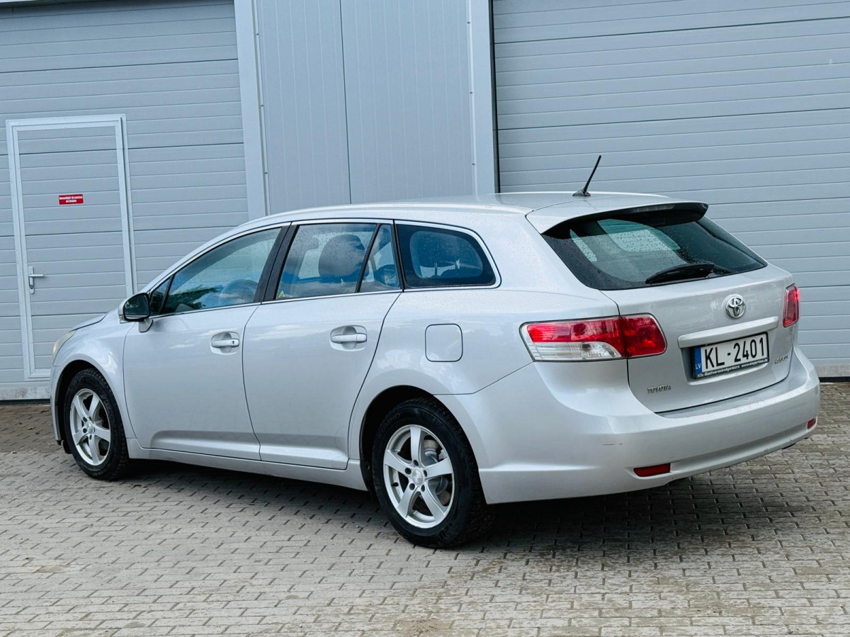 Toyota Avensis 2.0 dīzelis