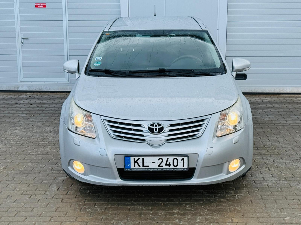 Toyota Avensis 2.0 dīzelis