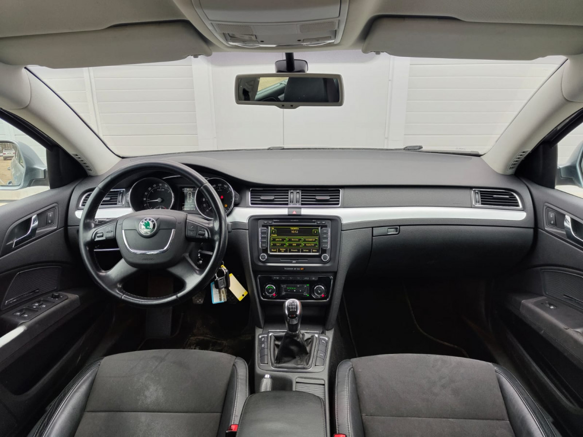 Škoda Super B 2.0D