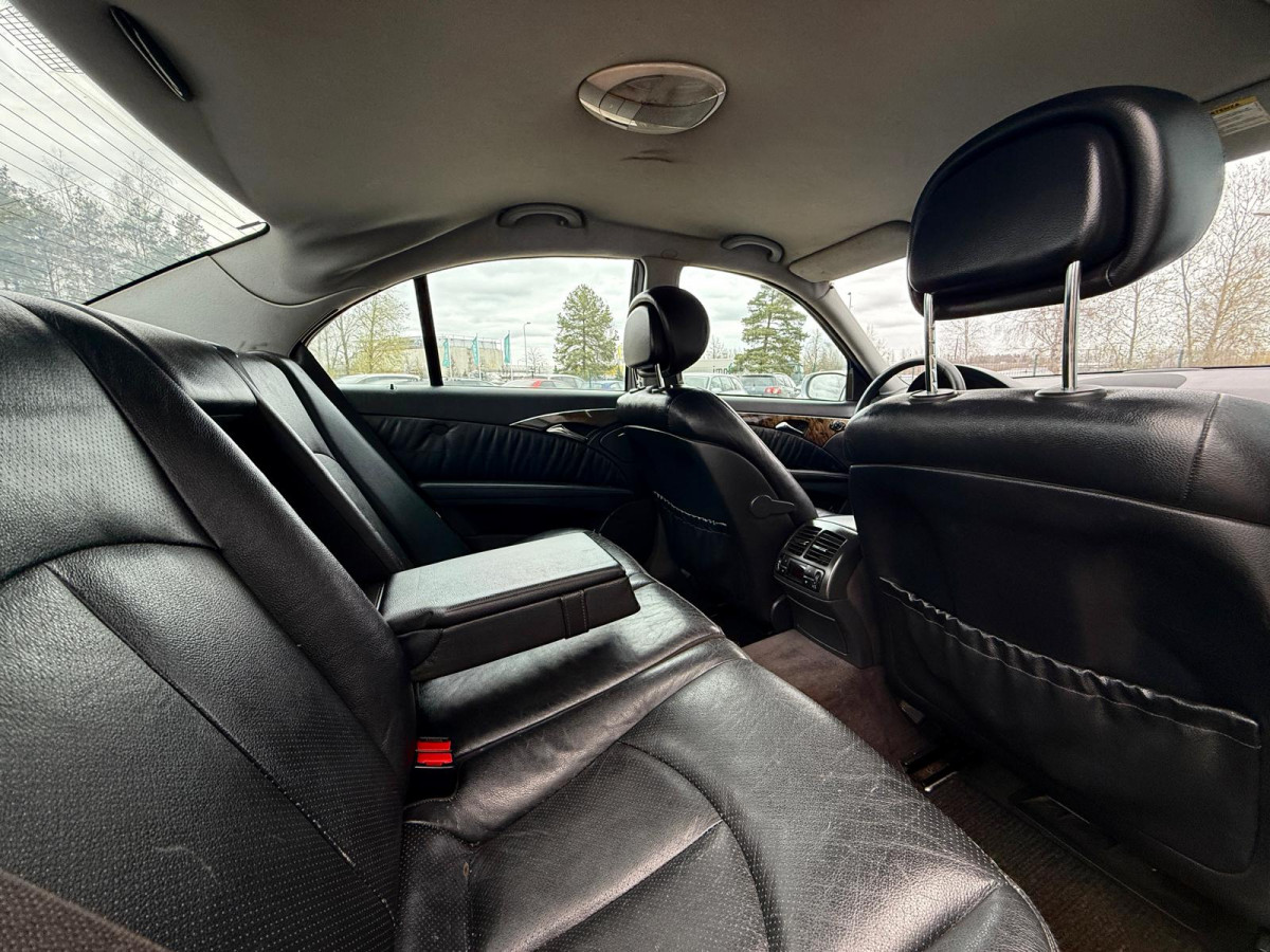 Mercedes Benz E320 4Matic