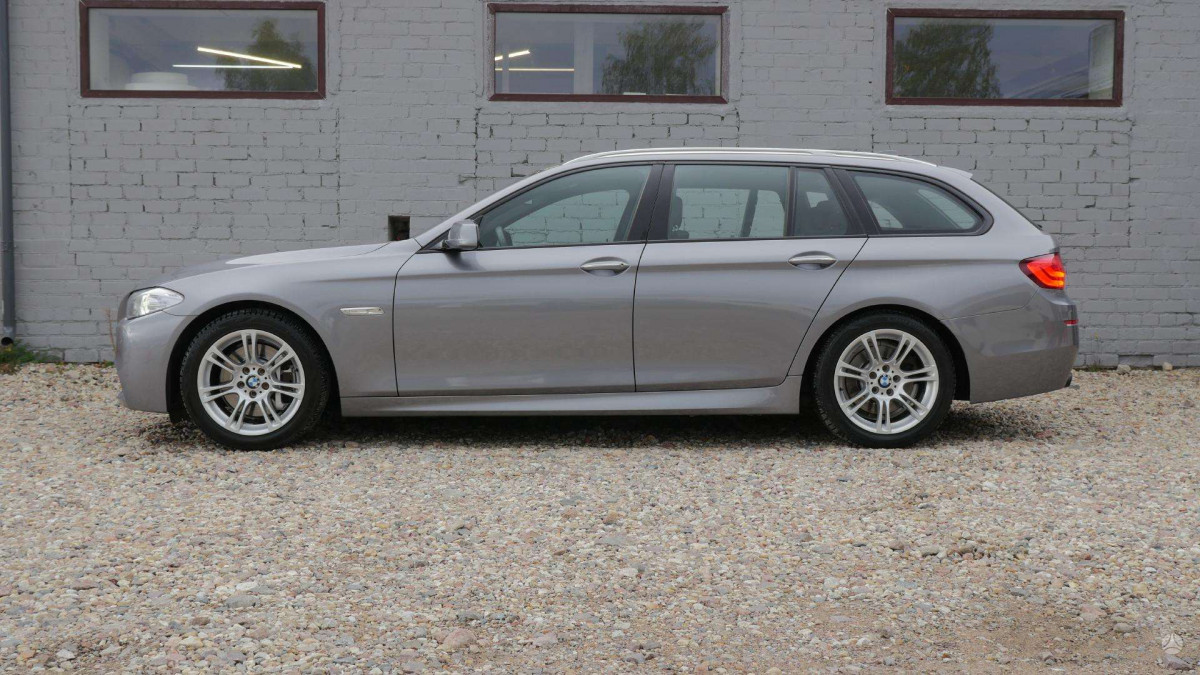 BMW 530