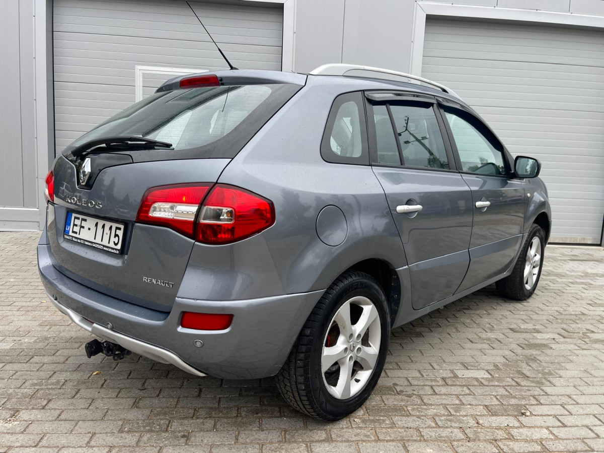 RENAULT KOLEOS 2.5 benzīns/gāze