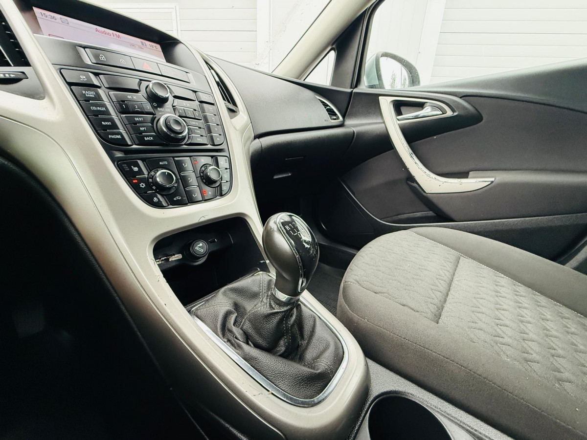 Opel Astra 2.0  dīzelis.