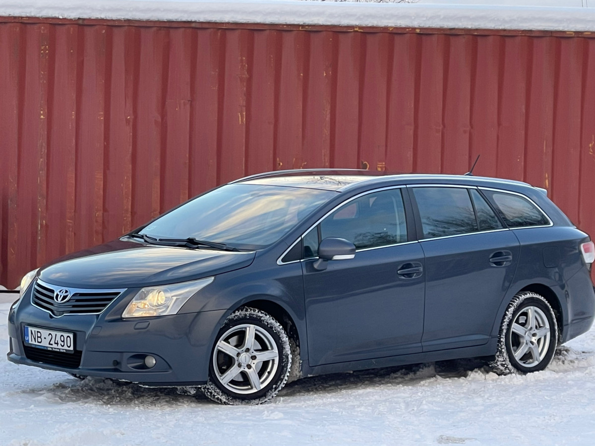 Toyota Avensis 2.0 dīzelis