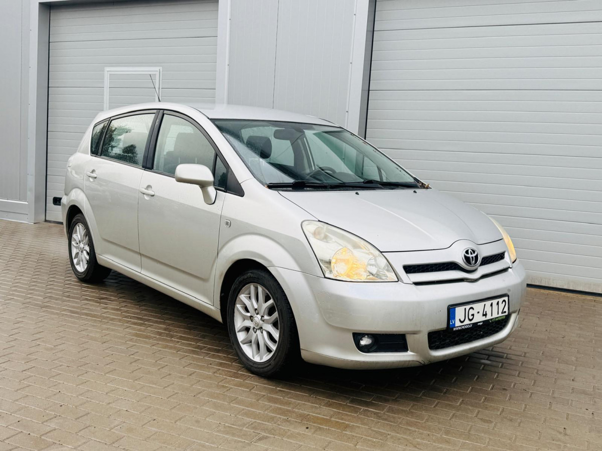 Toyota Corolla Verso 2.2D