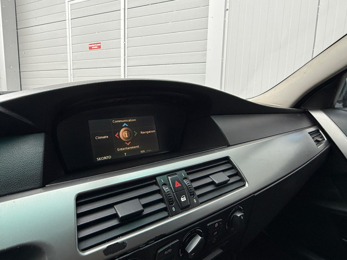 BMW 530D, automātiskā ātrumkārba.