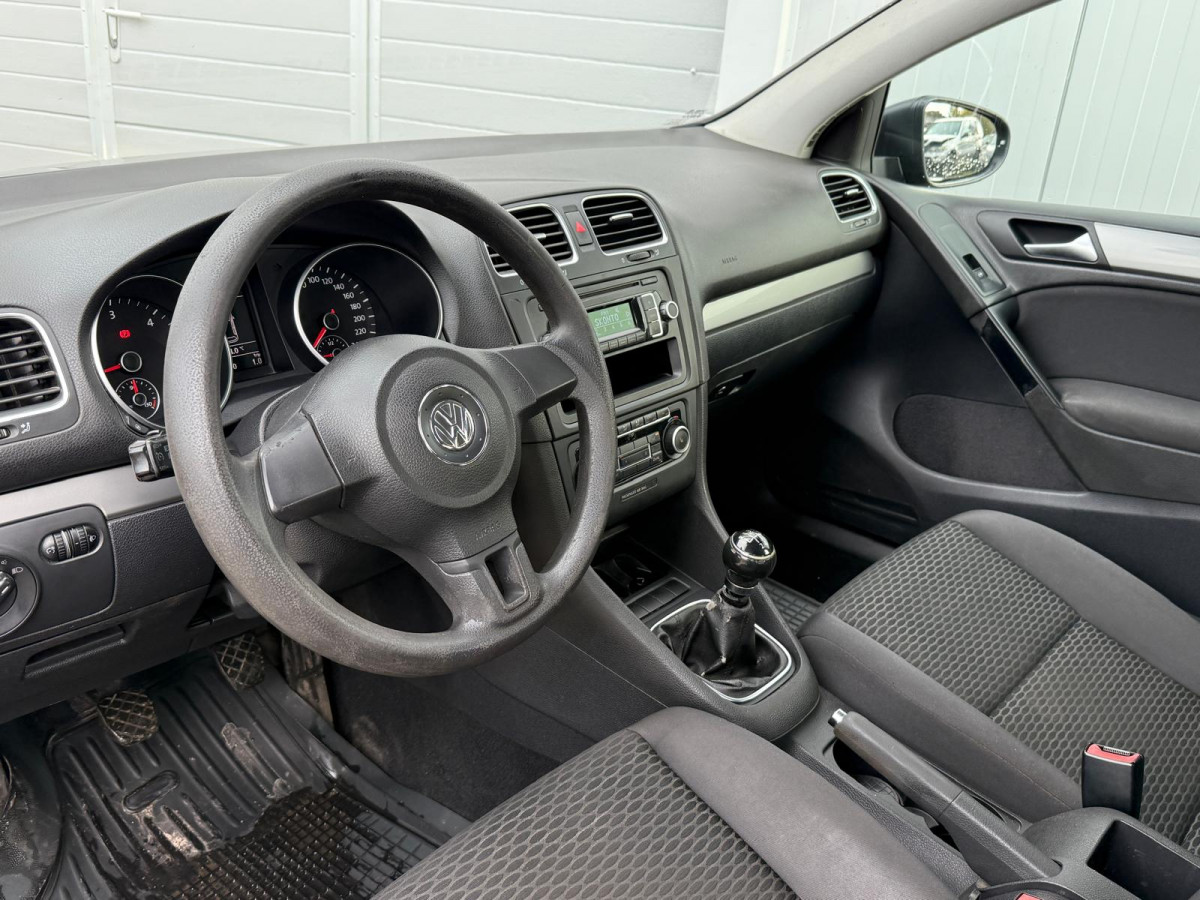 VW GOLF 1.6 TDI