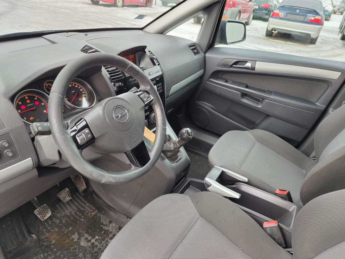 Opel Zafira 1.7d