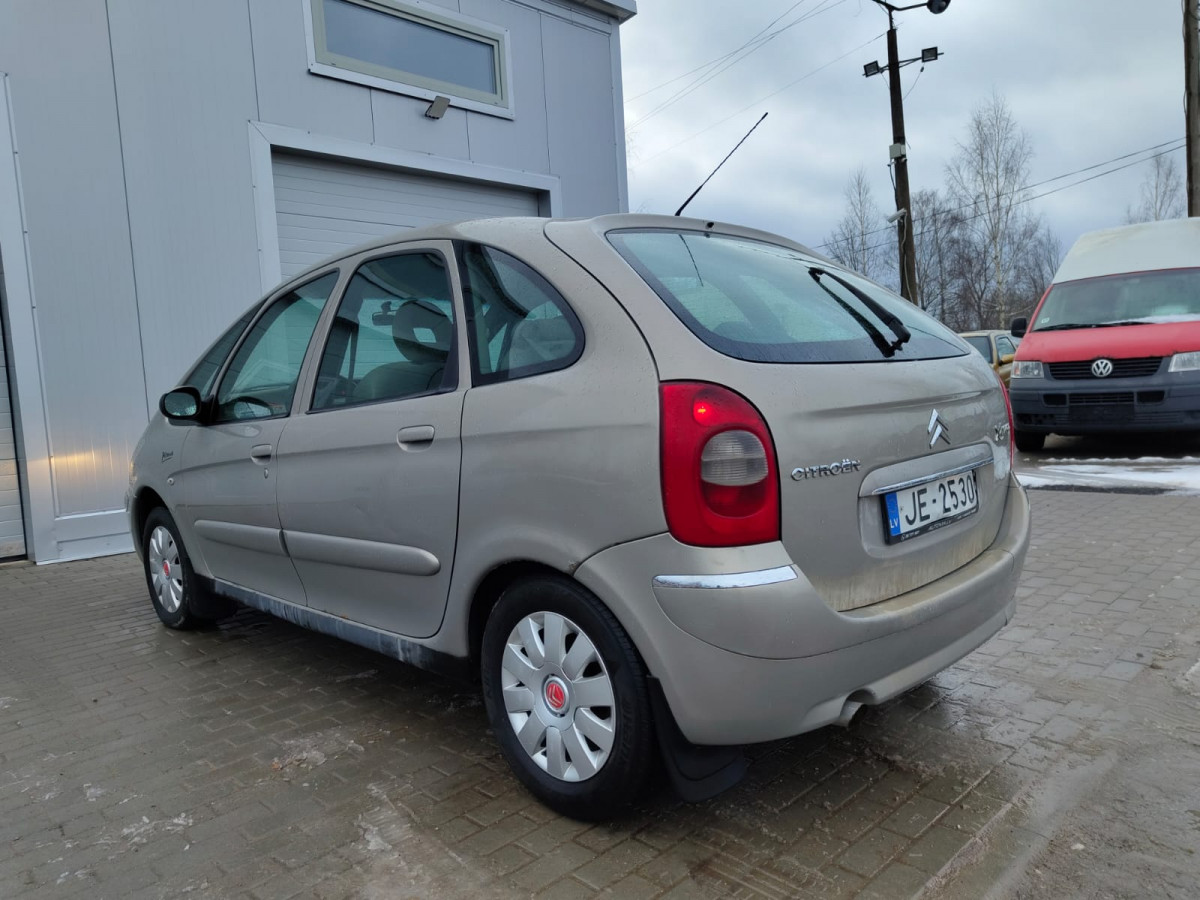 Citroen C4 Picasso, 1.6 benzīns/gāze.