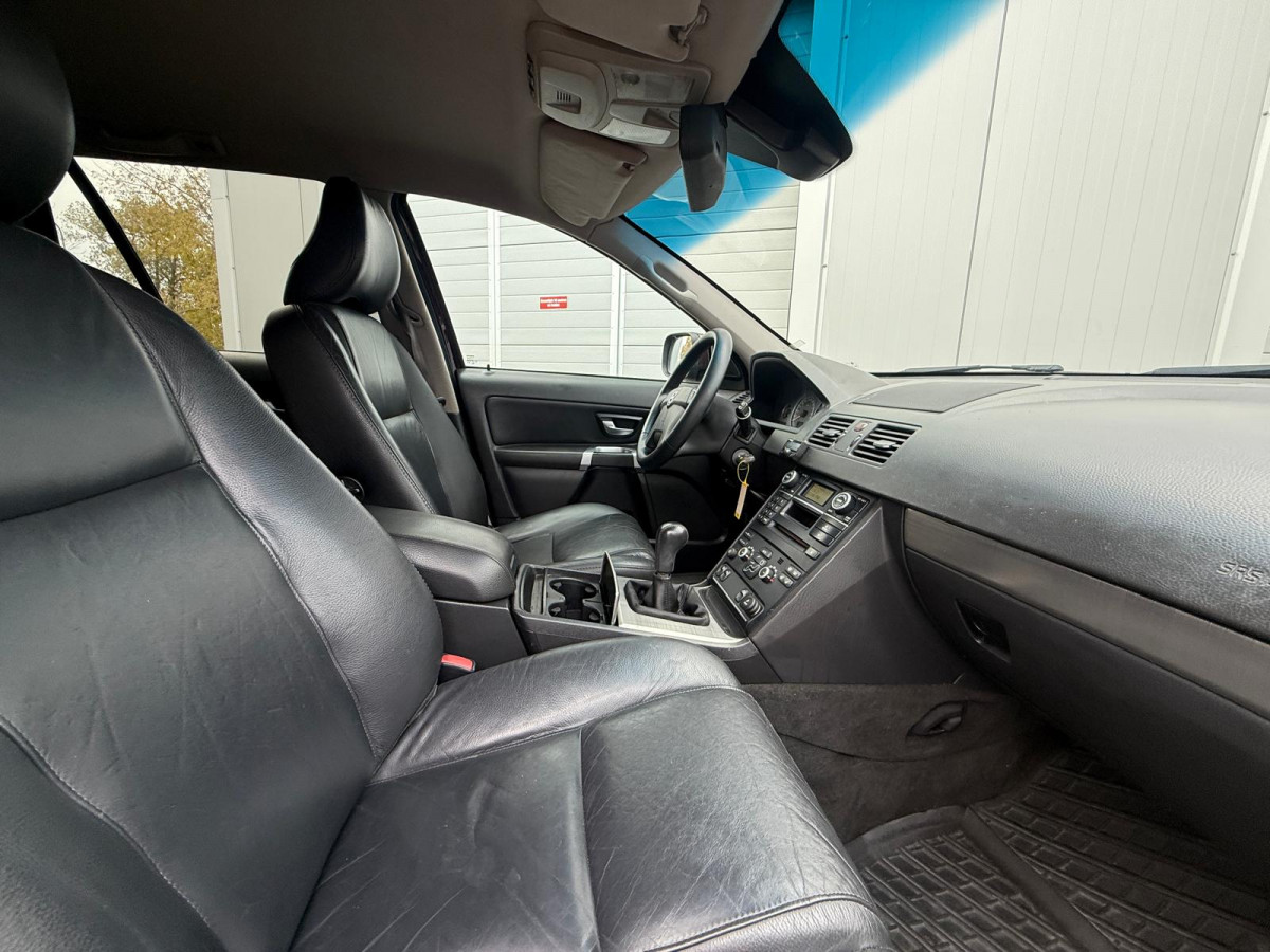 Volvo XC90 2.4D5