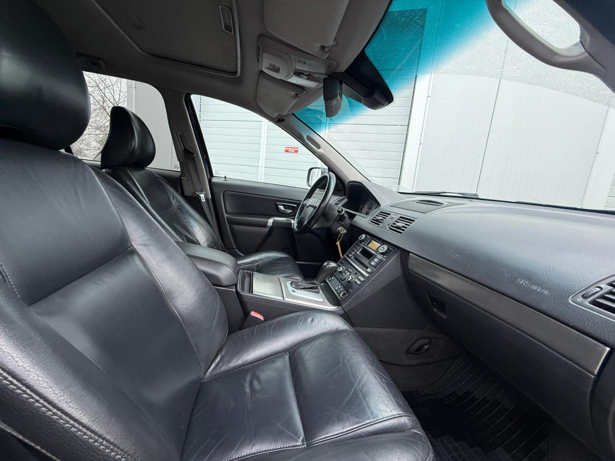 Volvo XC90 2.4D5