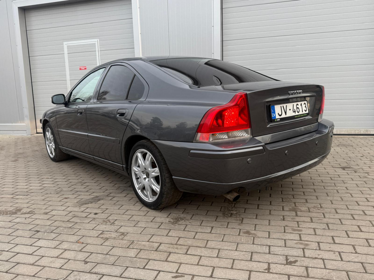 Volvo S60 2.4D5