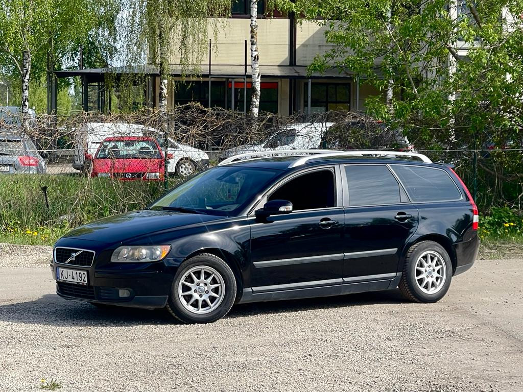 Volvo V50