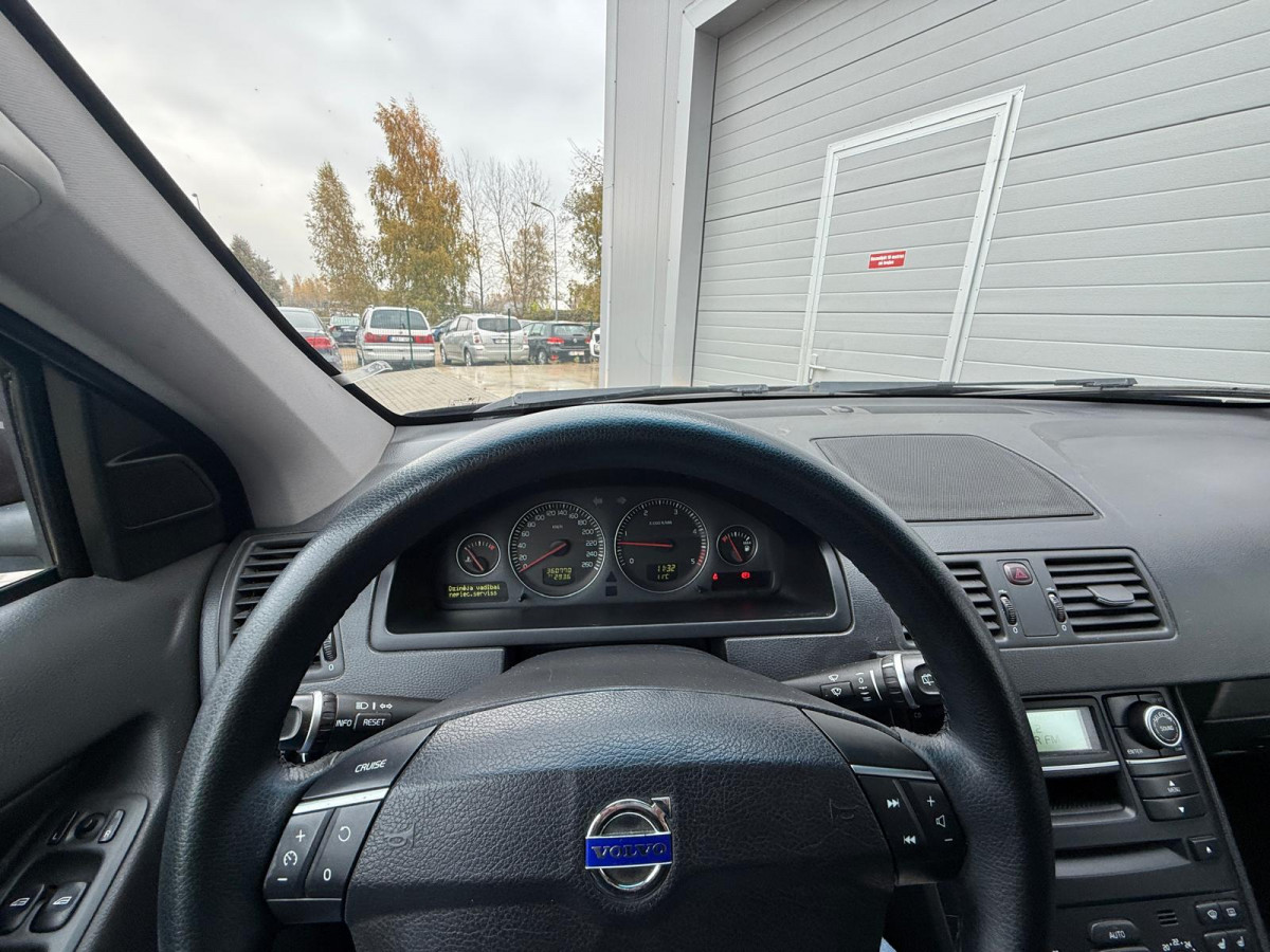 Volvo XC90 2.4D5