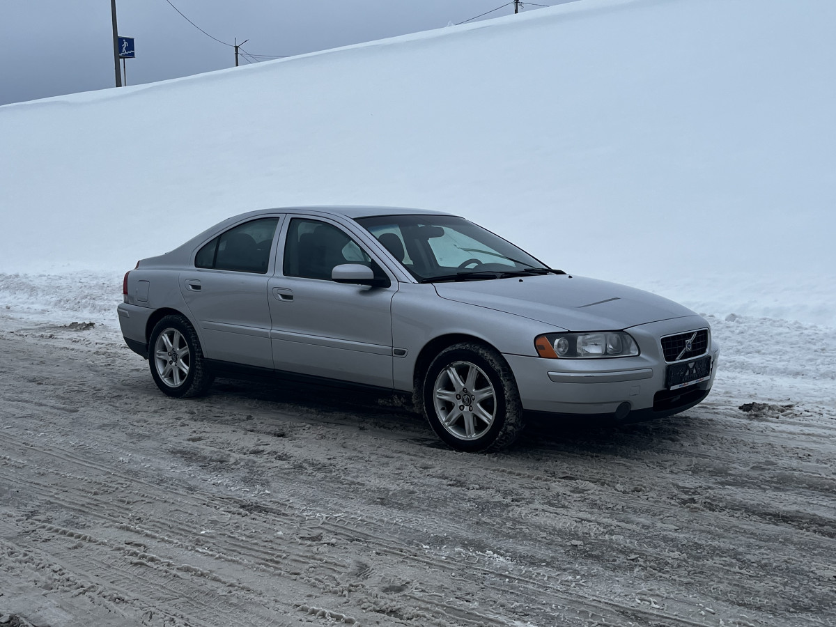 Volvo S60