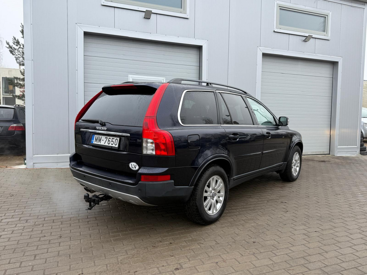 Volvo XC90 2.4D5