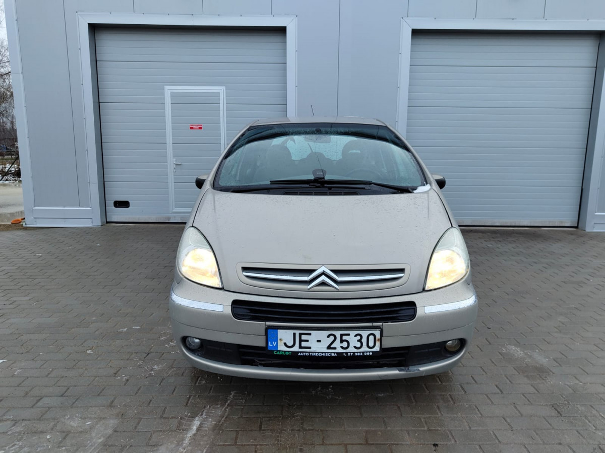 Citroen C4 Picasso, 1.6 benzīns/gāze.