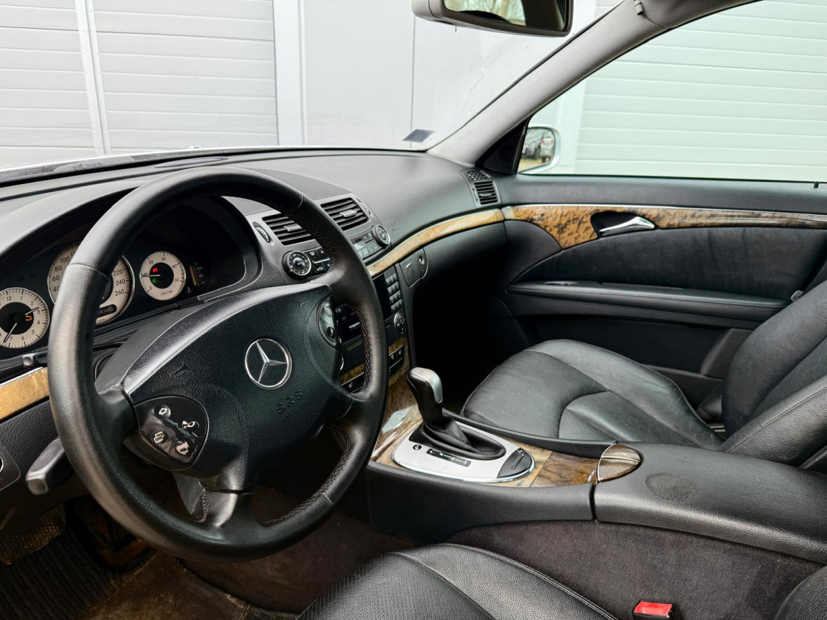 Mercedes Benz E320 4Matic