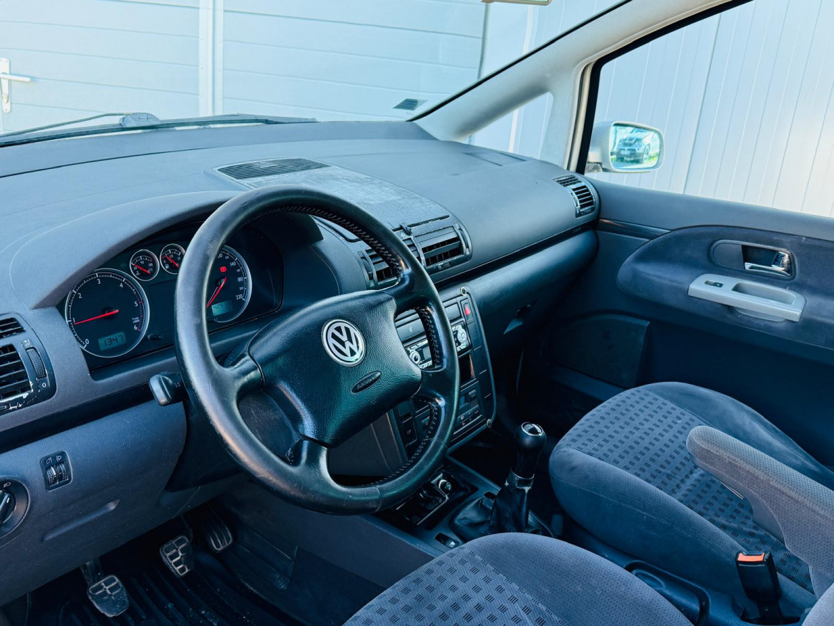 VW Sharan 1.9TDI