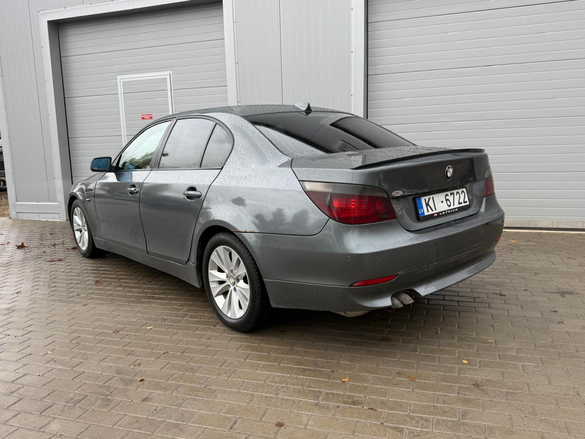 BMW 530D, automātiskā ātrumkārba.