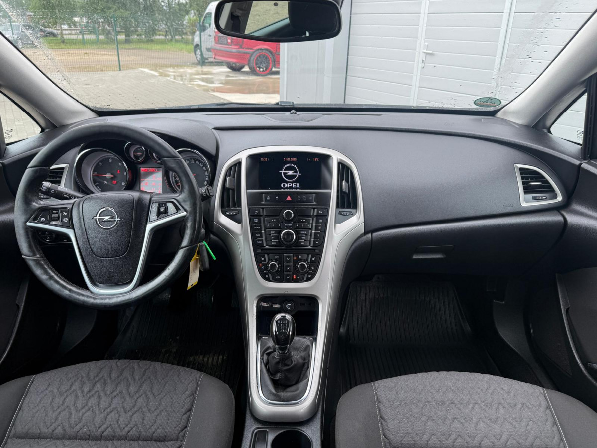 Opel Astra 2.0  dīzelis.