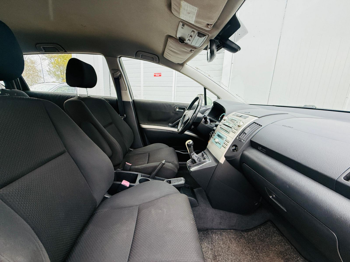 Toyota Corolla Verso 2.2D