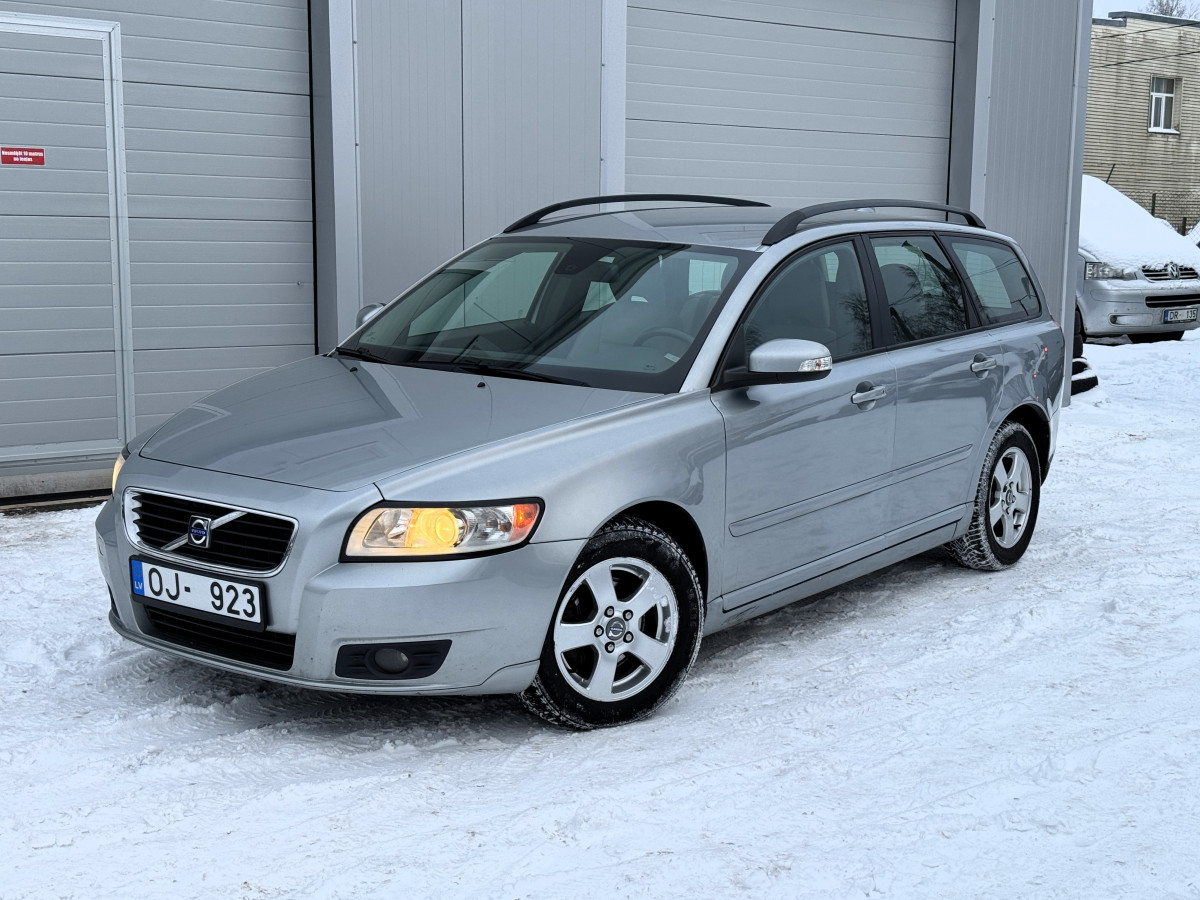 Volvo V50