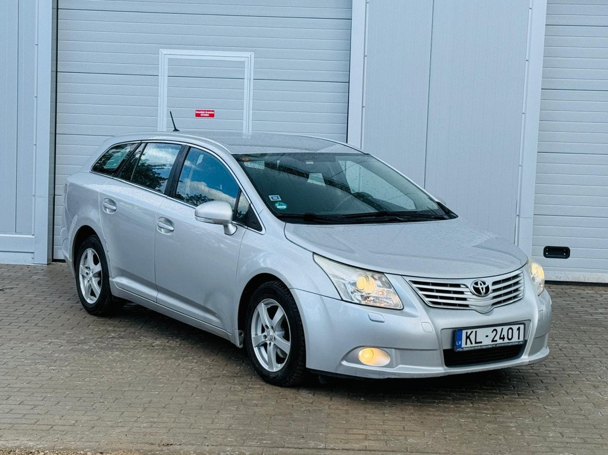 Toyota Avensis 2.0 dīzelis