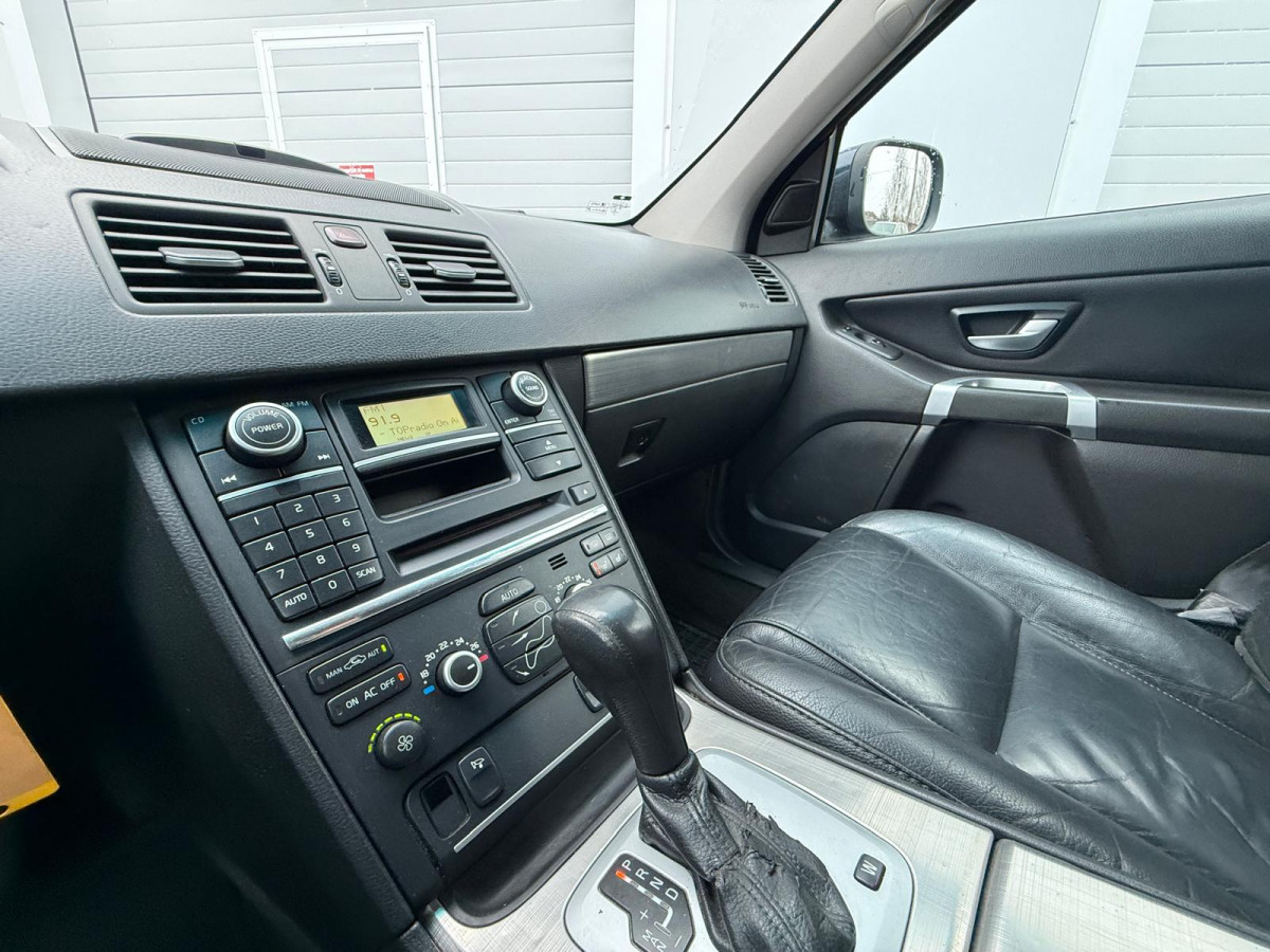 Volvo XC90 2.4D5
