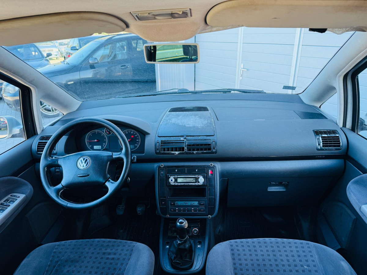 VW Sharan 1.9TDI