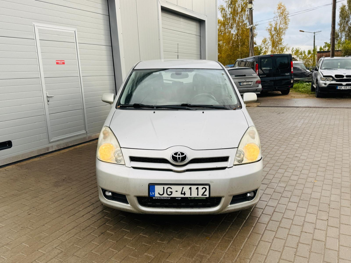Toyota Corolla Verso 2.2D