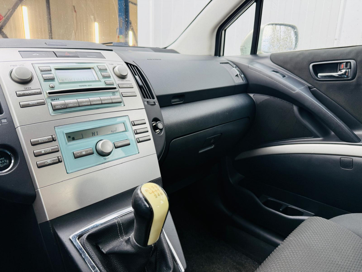 Toyota Corolla Verso 2.2D