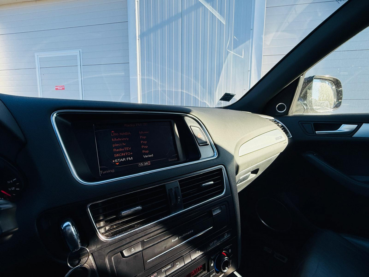 Audi Q5 2.0 benzīns.