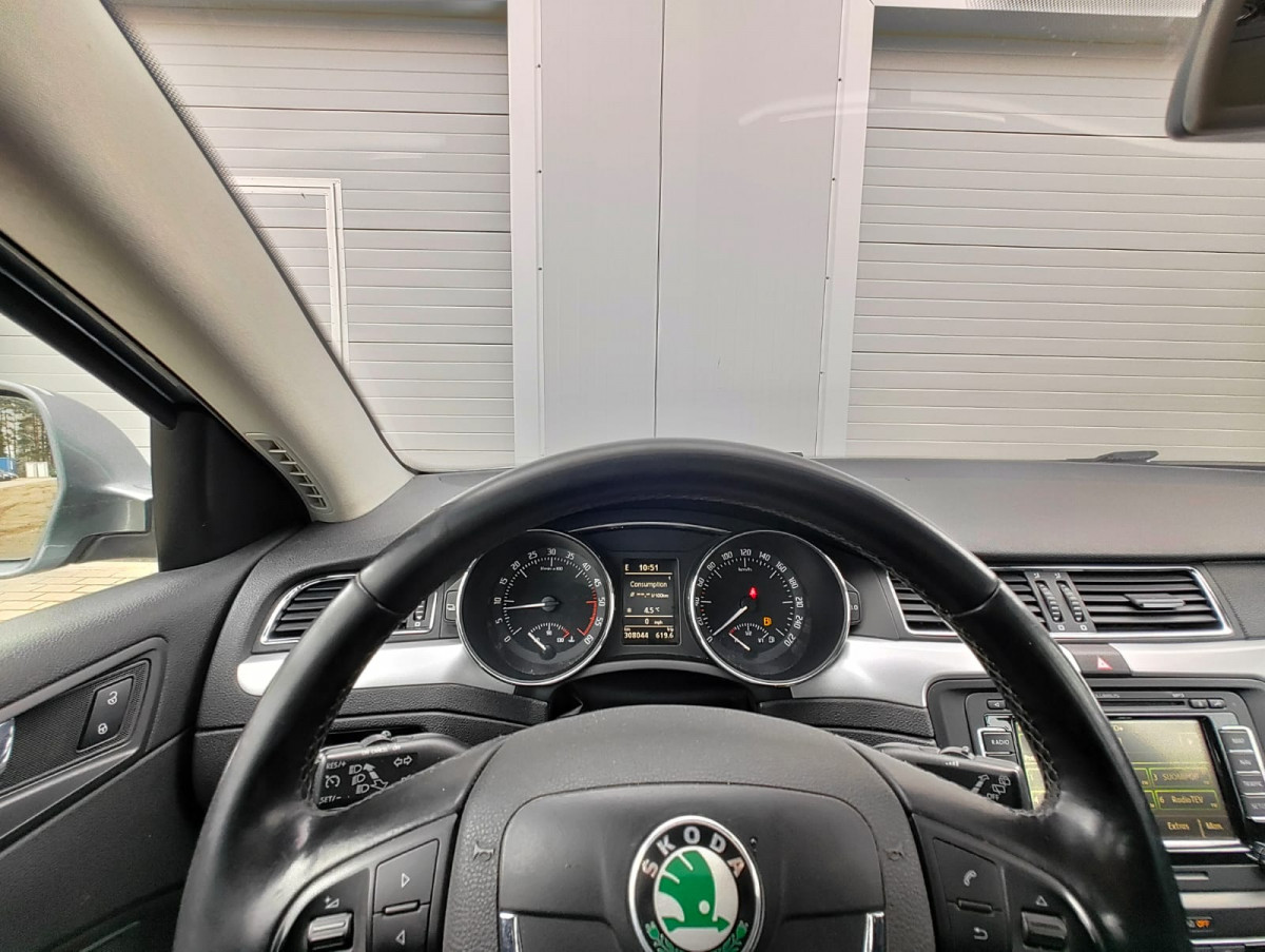 Skoda Super B 2.0tdi 4x4