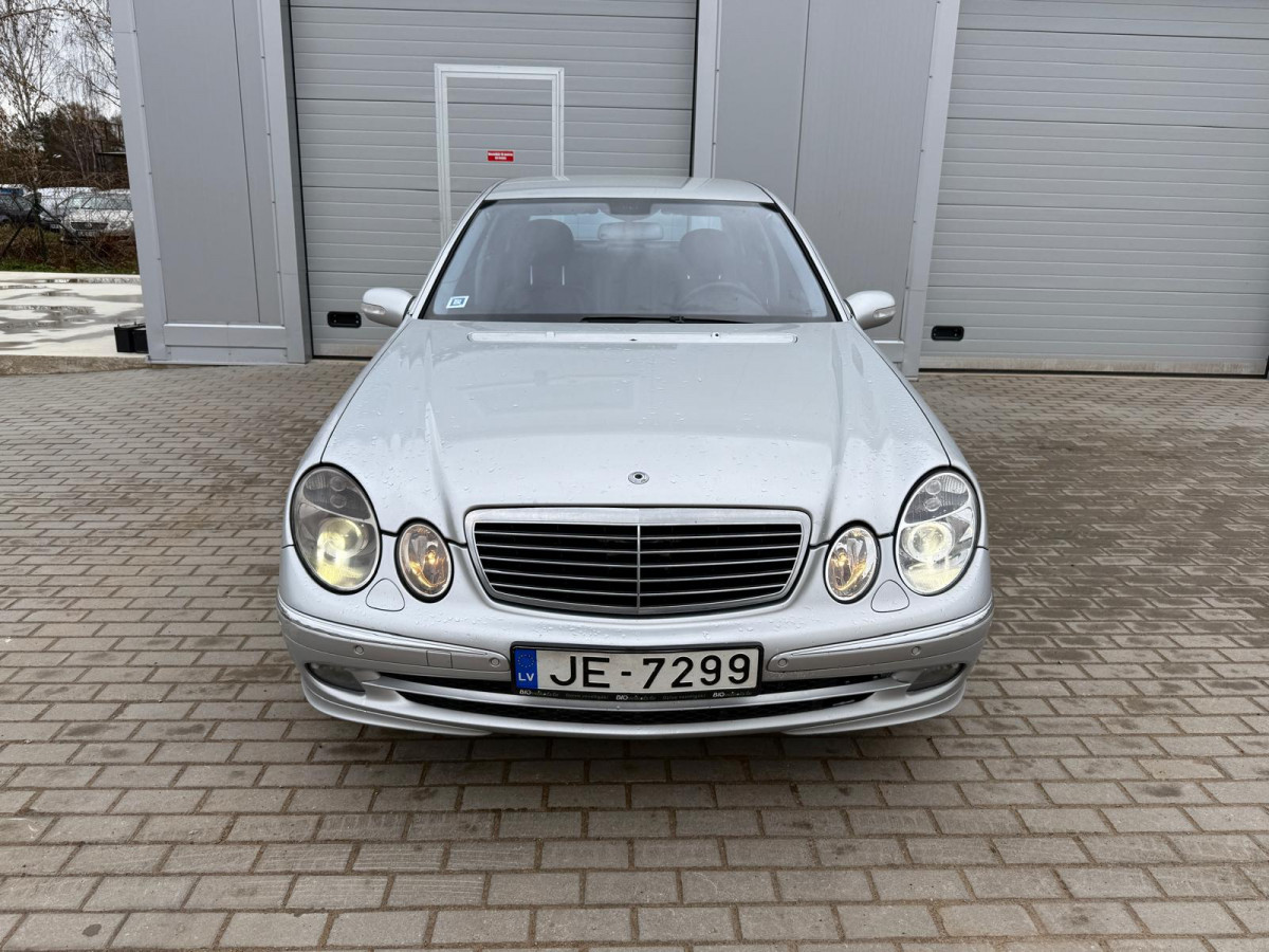 Mercedes Benz E320 4Matic