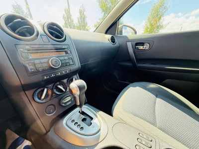 NISSAN QASHQAI 2.0 benzīns