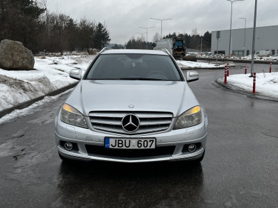 Mercedes-Benz  C220CDI