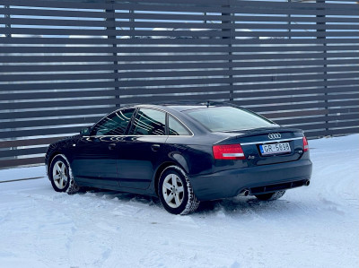 Audi A6 2.8 benzīns.