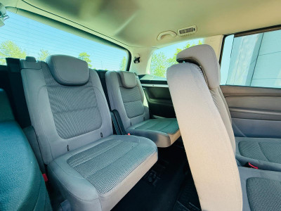 VW Sharan 1.4TSI benzīns, 7 sēdvietas.