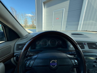 Volvo S80 2.4 D5