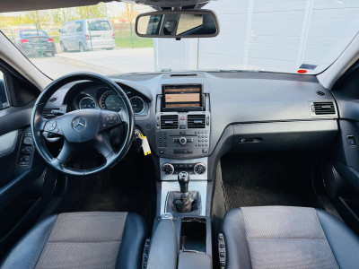 Mercedes Benz C220 2.2D