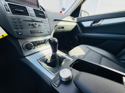 Mercedes Benz C220 2.2D