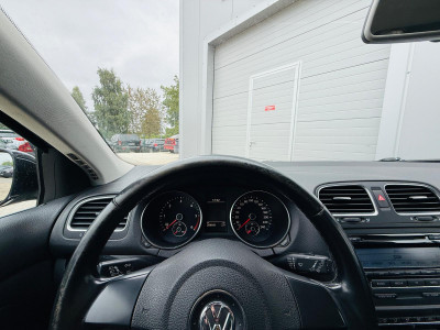 VW Golf 1.6TDI.