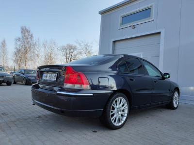 Volvo S60 2.4 benzīns