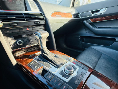 Audi A6 Quattro, 3.2 benzīns.
