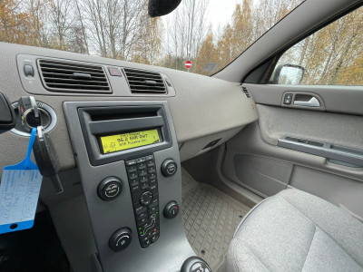 Volvo S40 1.8 benzīns