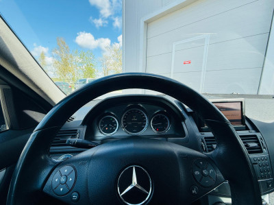 Mercedes Benz C220 2.2D