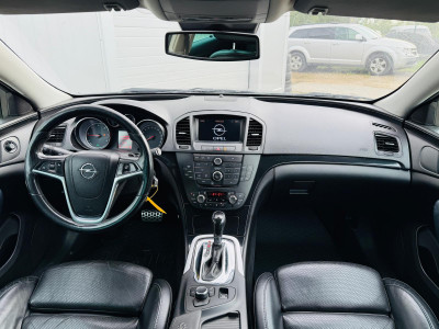 Opel Insignia 2.0D