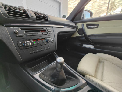 BMW 118 2.0 benzīns.